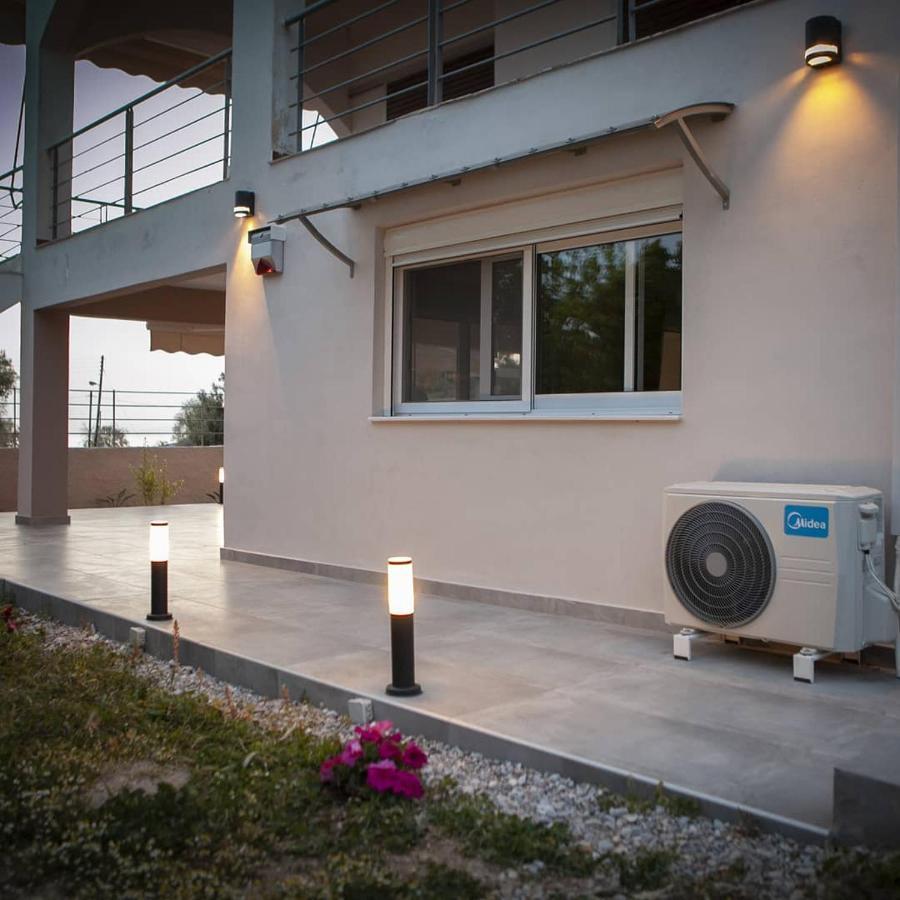 House On The Beach Salamine Extérieur photo